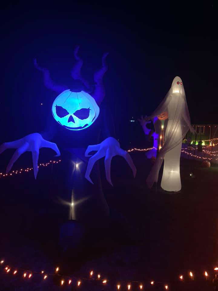 191017.news.halloween.house.7.jpg